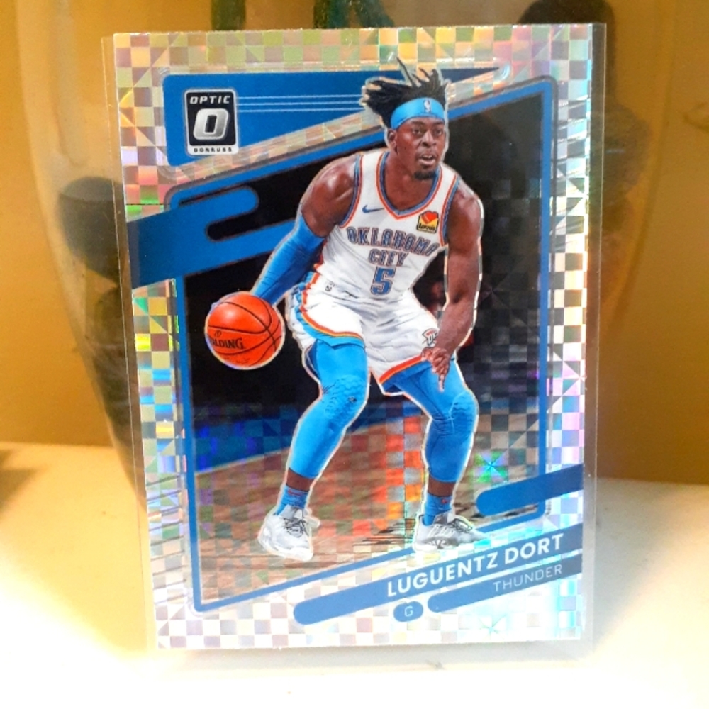 Luguentz Dort Checkerboard Optic basketball 2022 card
